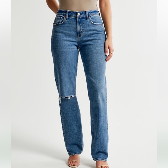 Abercrombie & Fitch Denim - Abercrombie and Fitch Curve Love Mid Rise 90s Straight Jean Distressed